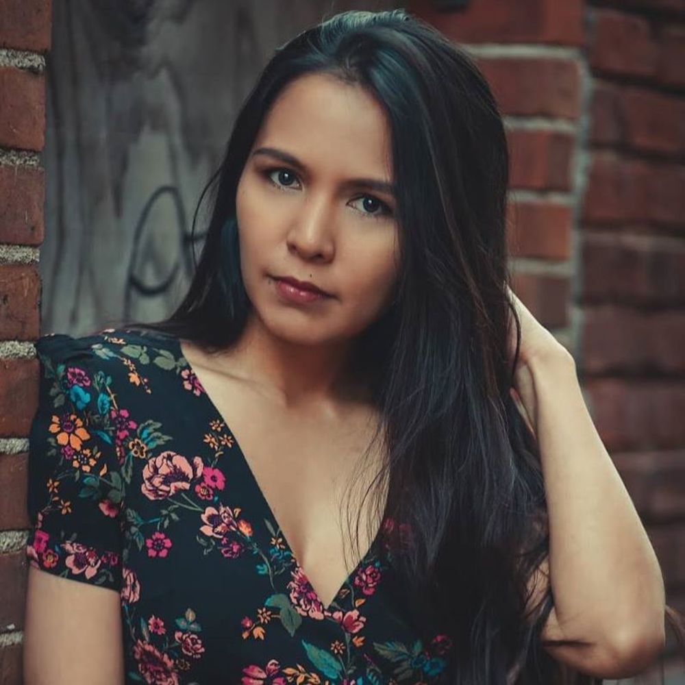 Meet your Posher, Grecia